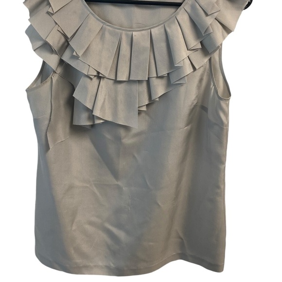 Ann Taylor Ladies Camisole Top Silver Silk. Ruffle On The Collar.Sleeveless Sz M - Picture 10 of 11